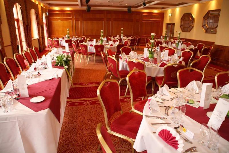 Carlton Park Hotel 로더럼 외부 사진