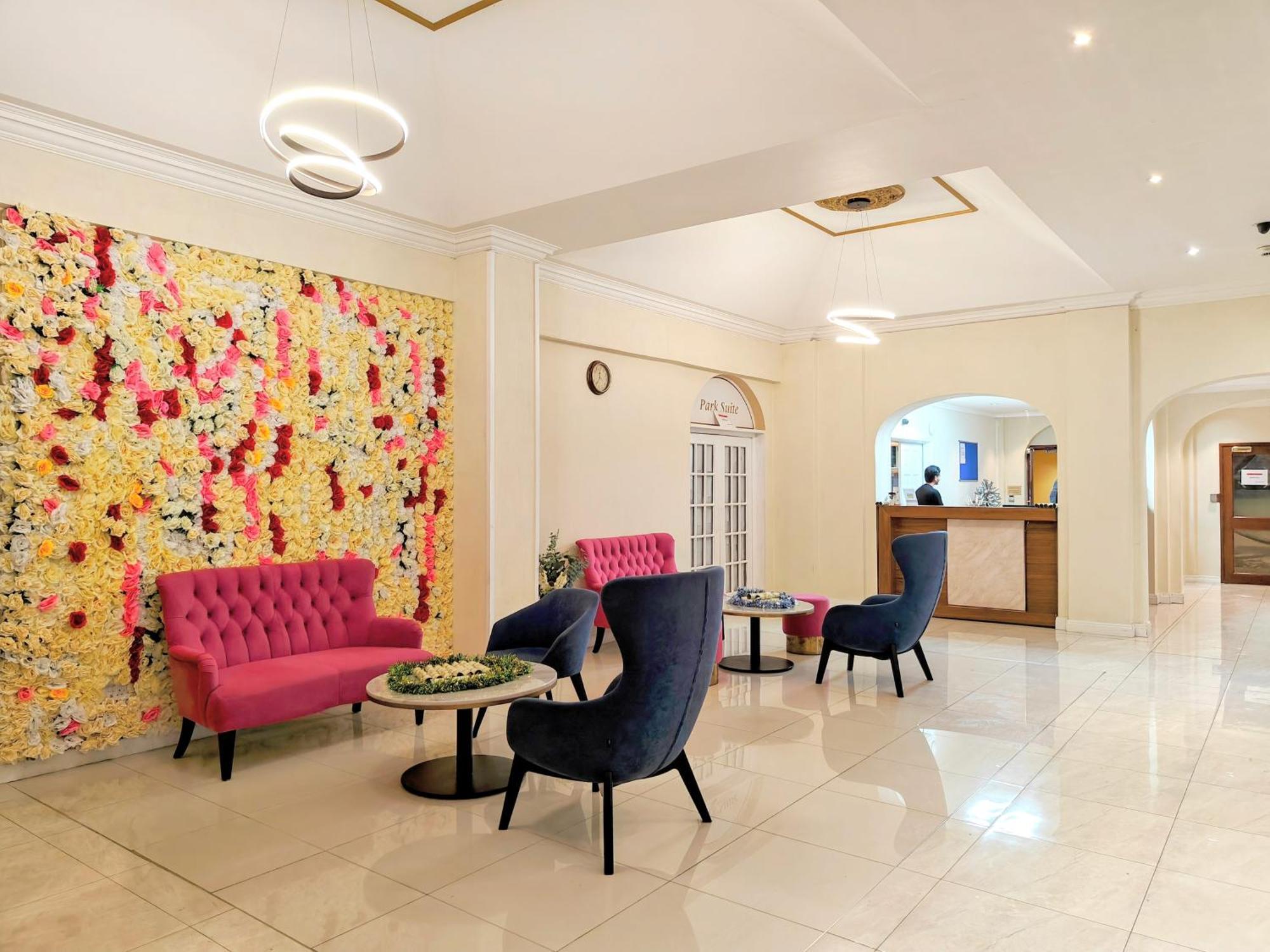 Carlton Park Hotel 로더럼 외부 사진