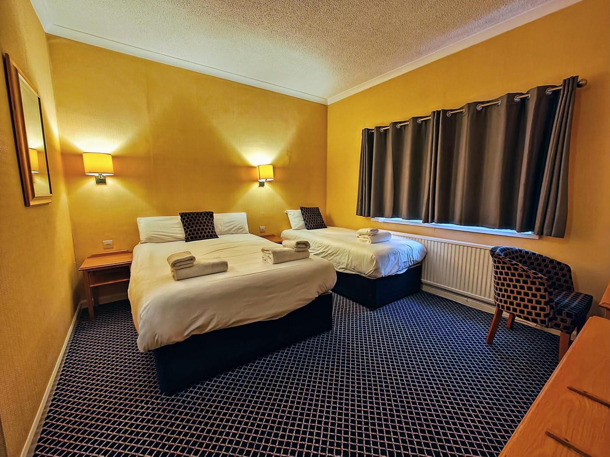 Carlton Park Hotel 로더럼 외부 사진
