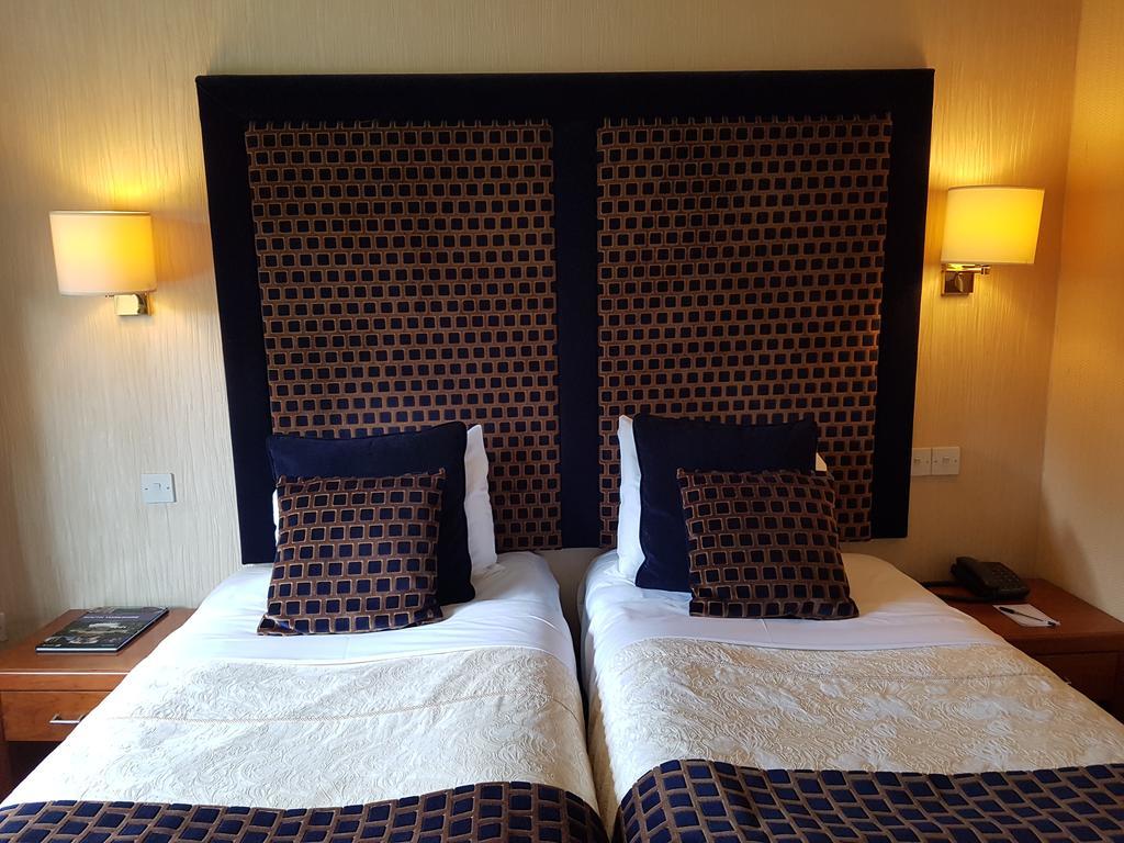 Carlton Park Hotel 로더럼 외부 사진