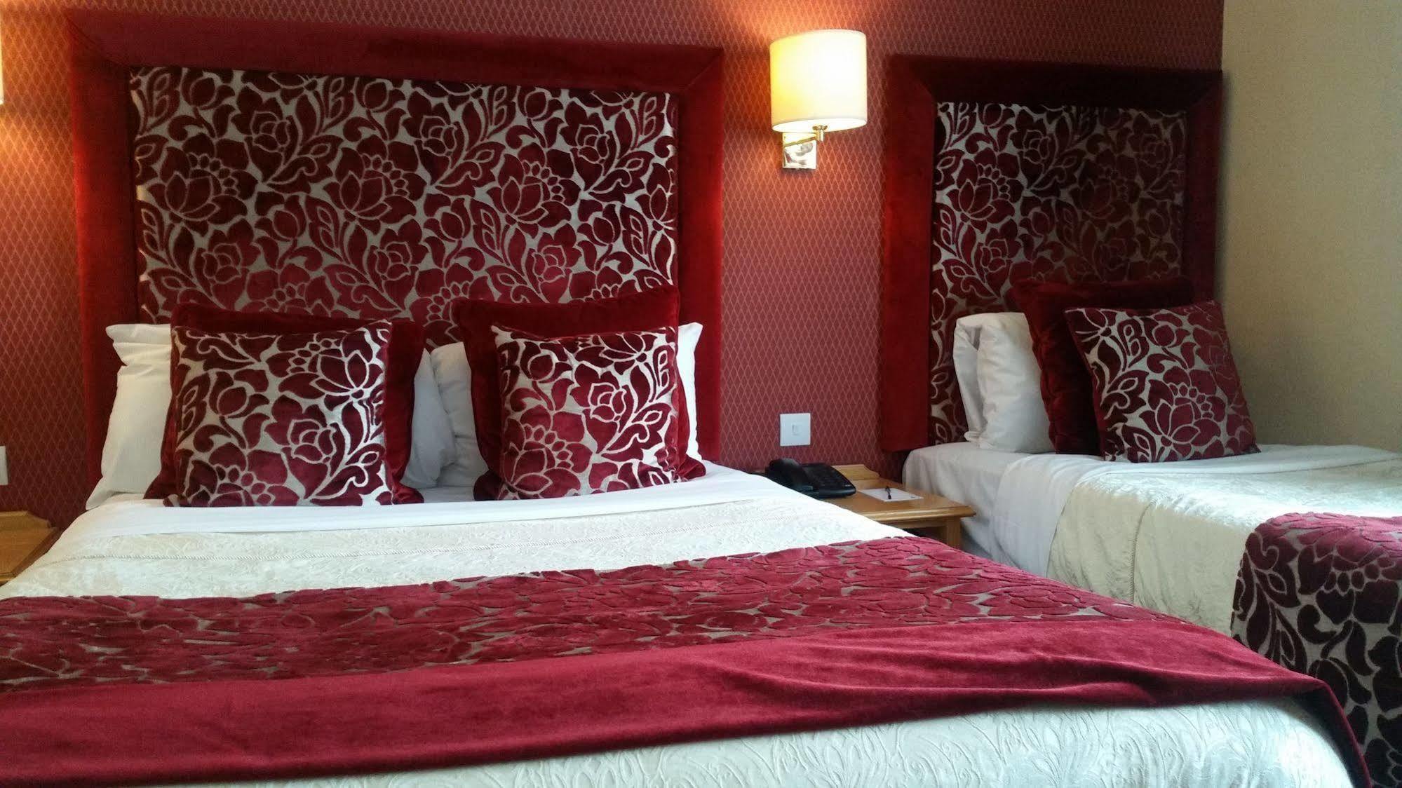 Carlton Park Hotel 로더럼 외부 사진