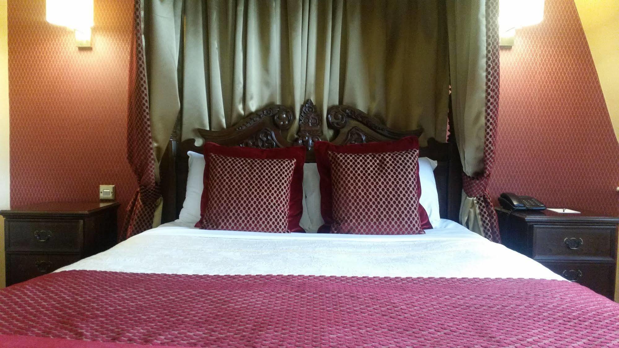 Carlton Park Hotel 로더럼 외부 사진
