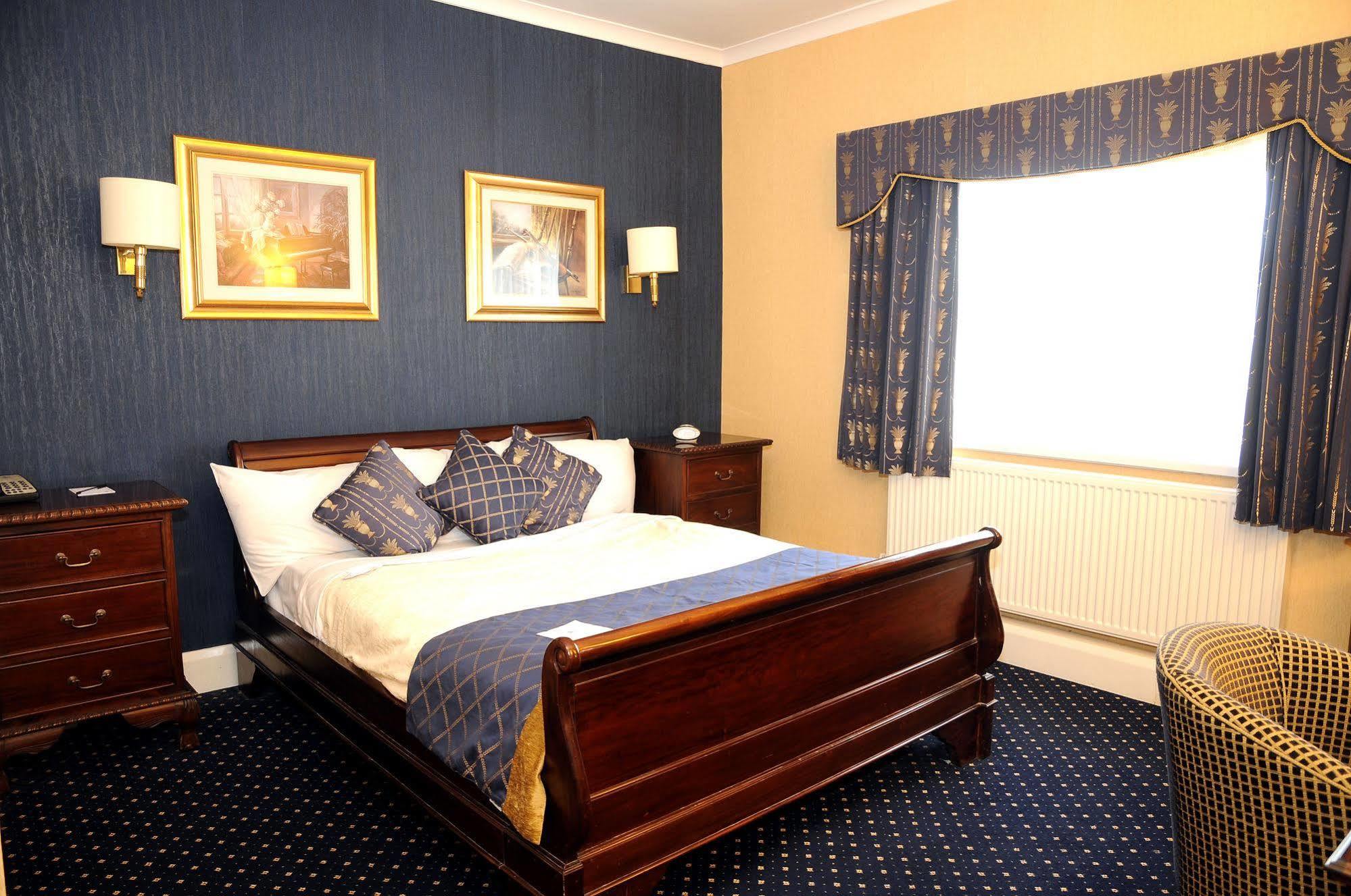 Carlton Park Hotel 로더럼 외부 사진